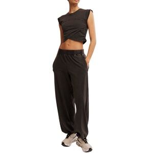 NWT FP Movement by Free People Hot Shot Crossover Set Black Medium